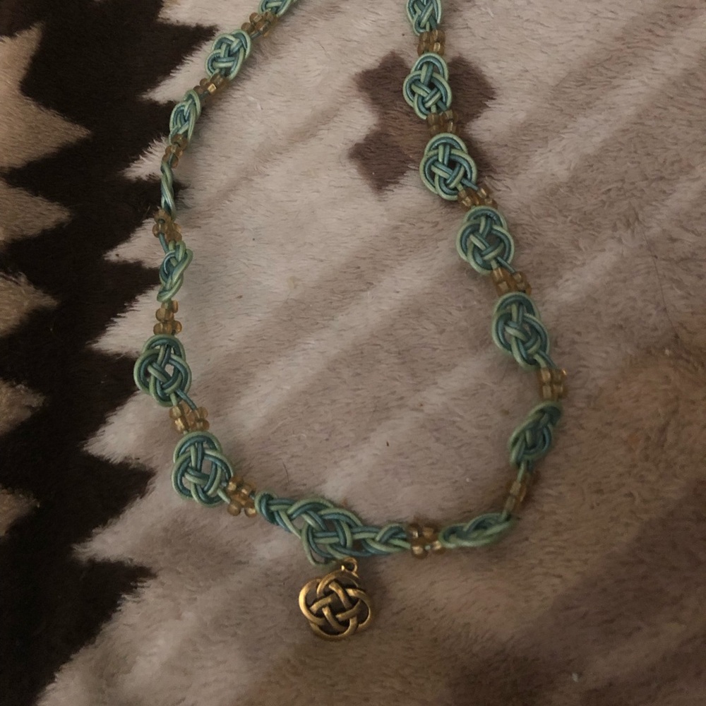 4-sale Irish Celtic Knot Necklace- 565 $20 or $15 w/offer